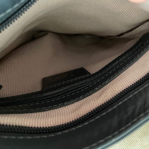 NWOT 🇬🇧 Radley London 🇬🇧 Pockets Medium Leather Crossbody - Picture 3 of 5